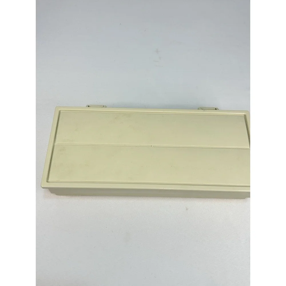 Tupperware vintage wax